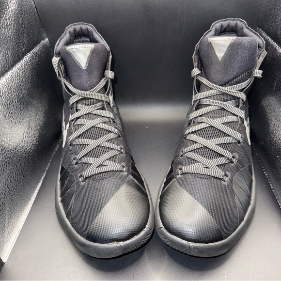 Size 8 - Nike Hyperdunk 2015 Black Metallic Silver 749561-001 Clean No Box